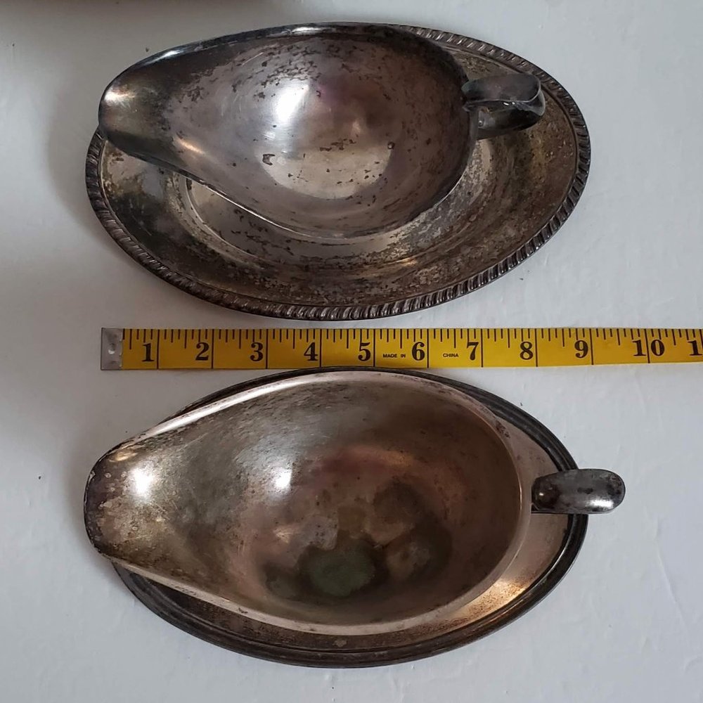 Lot of 2 Vintage SILVER PLATED Gravy Sauce Boat and Tray time patina Silverplate - Picture 3 of 14